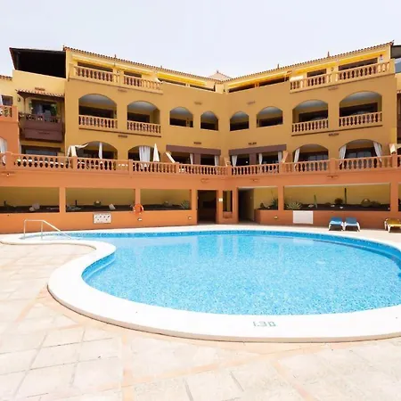 Eden Elite Palace Apartment