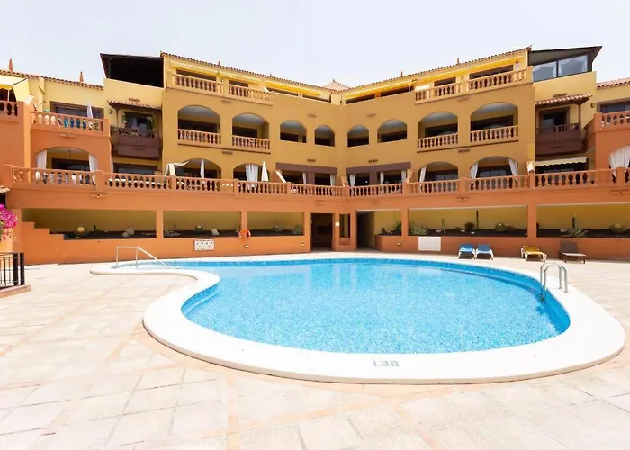 Eden Elite Palace Apartment
