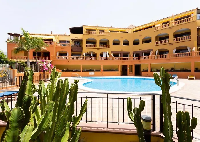 Eden Elite Palace